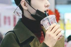 娱乐圈都在吃肖战的瓜